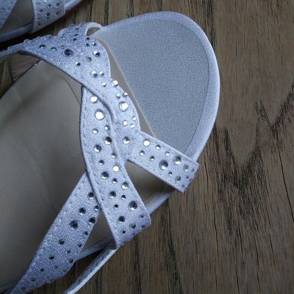 Jeweled sandal wedge, size 12, These are dyeable. Never worn - Picture 4 of 7